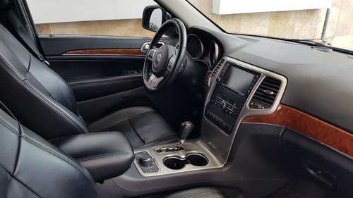 Imagen 7 de 11 de Grand Cherokee 2011 5.7 Limited Premium V8 4x4