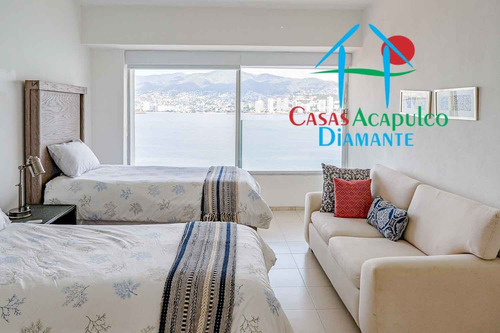 Imagen 12 de 14 de Cad Montemar 6. Terraza Con Vista A La Bahía De Acapulco