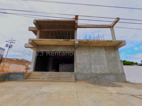 Local Con Gran Potencial Comercial En Venta Cabudare Cod 2 - 4 - 10985 Mehilyn Perez