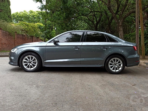 Audi A3 1.4 Tfsi 150cc Automático 4p 2017 + Cuero