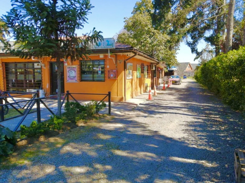 Amplio Restaurante 100% Funcionando En Arriendo Rengo