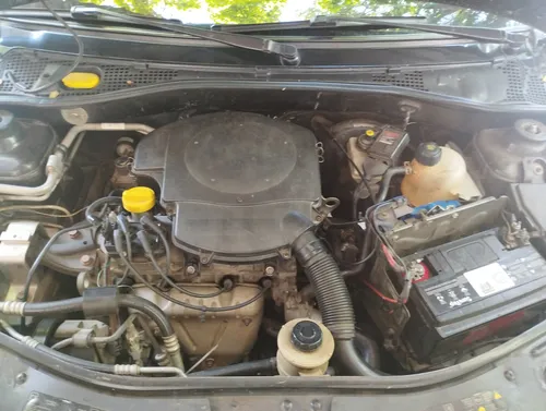 Renault Logan 1.6 Expression Fii