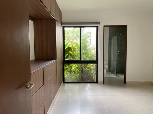 Residencia En Venta, Casa En Merida En La Zona Norte