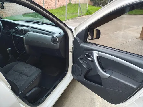 Renault Logan 1.6 Dynamique