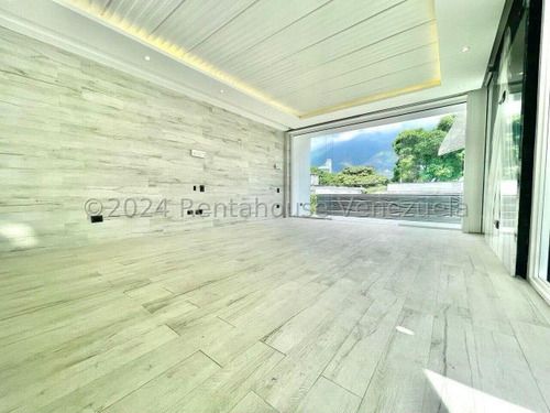 Casa (3 Niveles / De Revista / Remodelada ) Venta La Floresta Mls-24-14827