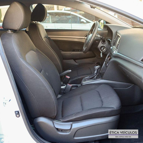 Imagem 6 de 8 de Hyundai Elantra 2.0 16v Flex Aut.