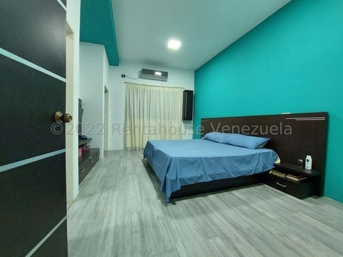 Imagen 12 de 30 de Hermosa Casa En Venta Urb. El Bosque Maracay 23-19711 Ejc 04243439046