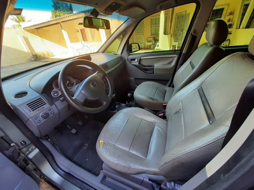 Chevrolet Meriva 2011 1.8 Premium Flex Power Easytronic 5p