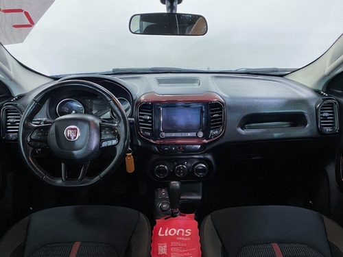 Imagem 8 de 20 de Fiat Toro