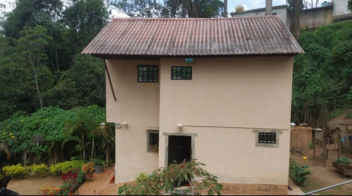 Casa Chalet Mas Terreno, En Venta,los Hatico K 13,50m²c, 402m²t,np