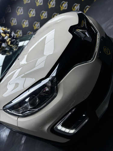 Renault Captur 2.0 Iconic At