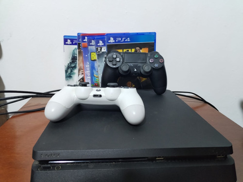 Playstation 4 Estándar 880gb, 2 Mandos Y 6 Juegos