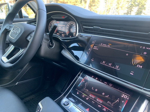 Imagen 17 de 24 de Audi New Q7 Sport 55 Tfsi V6 Mild Hybrid
