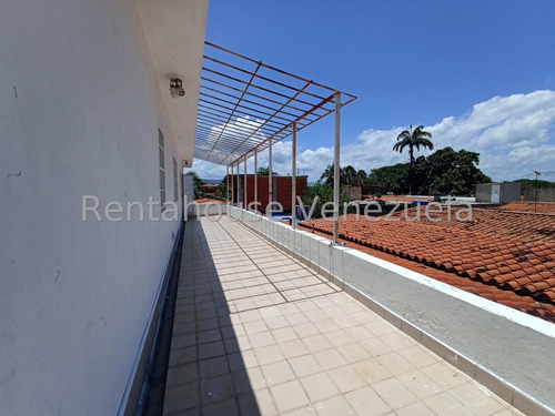 Hermosa Casa Quinta En Venta Ubicada En Urb Corinsa En Cagua Db 25-6245