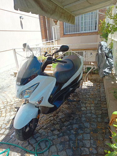 Suzuki Burgman 200