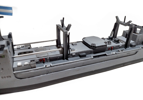 Maqueta Artesanal: Ara Patagonia (b-1) / Escala 1.300 Gris