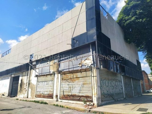 Imagen 26 de 30 de */* Jg/ Galpón En Alquiler Centro Barquisimeto Lara, Venezuela , Jose Lopez 0414-5533925 Codigo 22-14027 $ 1500 6 Baños 1451.05 M²