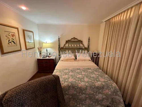 Venta De Penthouse Los Samanes