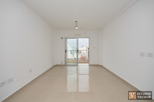 Monoambiente En Venta - 38mts2 - La Plata