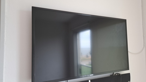 Samsung Smart Tv 40'' Negro Pantalla Dañada (Usado)