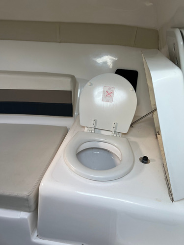 Imagen 10 de 13 de Quicksilver Marinersur 2400 Con Mercruiser 250 Pata Duoprop