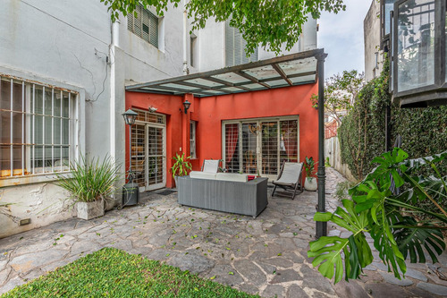 Increíble Residencia - 9 Ambientes - Gran Jardín Con Parrilla - Cochera - Belgrano R