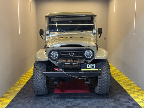 Toyota Bandeirante 4.0 Oj55lp-bl3 4x4 Cs Diesel 2p Manual