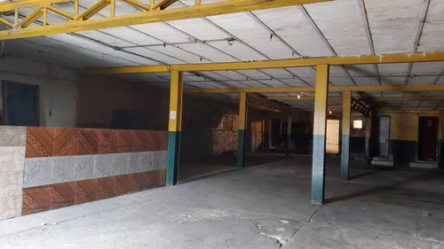 Imagen 6 de 14 de En Alquiler Local Comercial En Valencia Av Las Ferias De 600m2