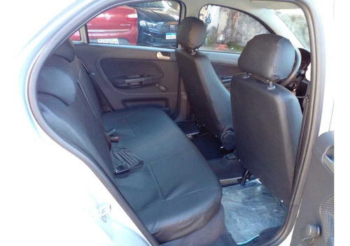 Imagem 7 de 9 de Volkswagen Gol 2015 1.0 Special Total Flex 5p