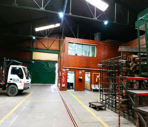 Paloquemao Bodega En Arriendo