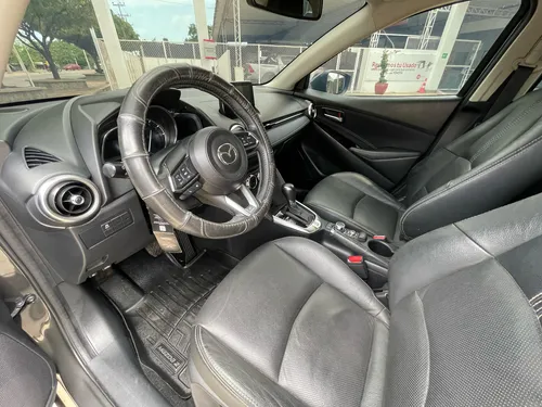Mazda 2 Touring