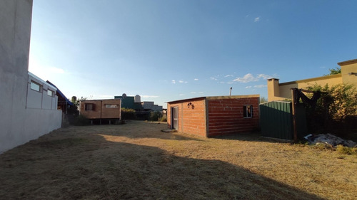Imagen 12 de 13 de Dos Casas Prefabricadas Y Quincho A Terminar