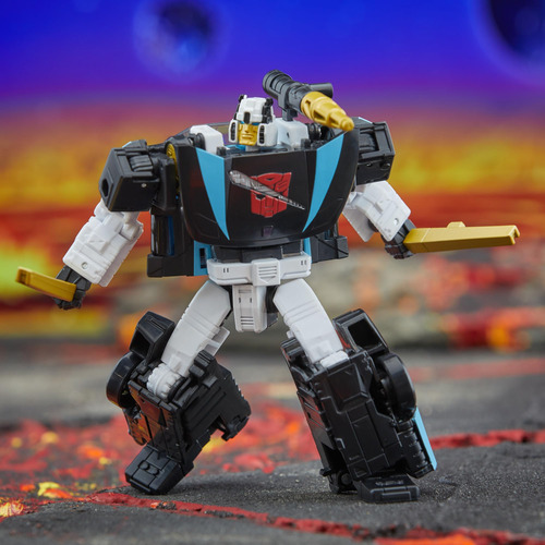 Figura De Acción Transformers Legacy Wheeljack 5.5 Pulgadas