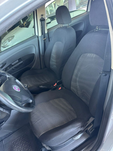 Fiat Punto 1.4 ELX 8V FLEX 4P MANUAL