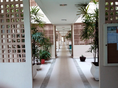 Apt Guarujá Pé Na Areia Enseada Pitangueiras (porteira Fechada)