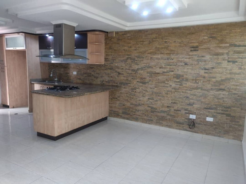 Imagen 10 de 14 de Venta Townhouse 127mts. Tazajal Mañongo. Angie Q. 04144185517. Codigo 143292. Solo Para Clientes.