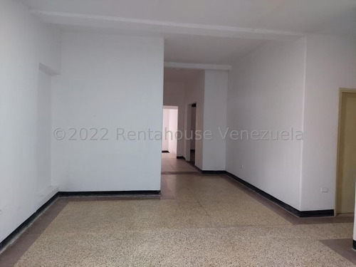 Imagen 3 de 12 de Casa Para Uso Comercial En Venta