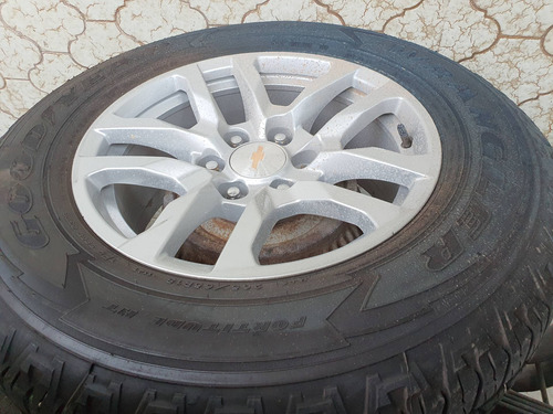 Imagen 5 de 8 de Chevrolet Cheyenne 2021 5.4 2500 Cab Reg Lt Z71 4x4 At