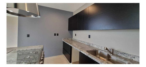 Imagen 10 de 30 de Casa De 4 Recamaras En Venta En Altozano, Querétaro!