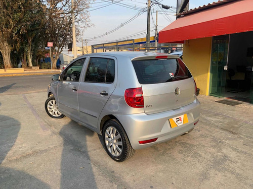 Imagem 4 de 15 de Volkswagen Fox 2013 1.6 Vht Total Flex 5p