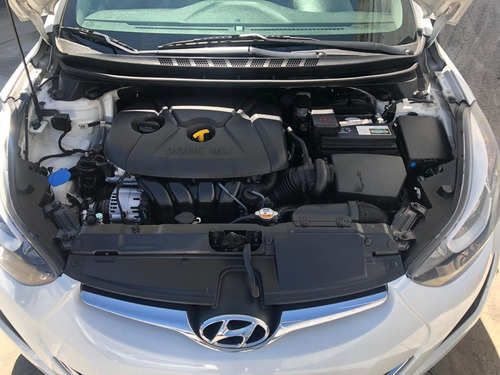 Hyundai Elantra Gls 1.8l Gls At 2015