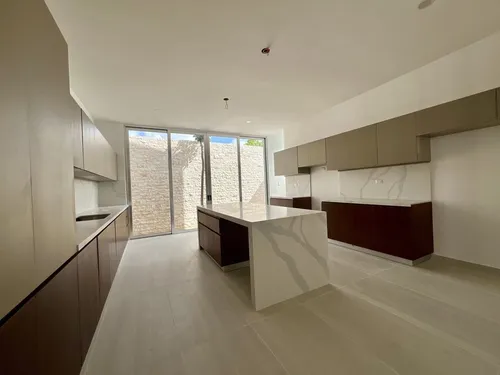 Casa En Venta En Mérida, Privada El Origen, Mod. 597, De Lujo