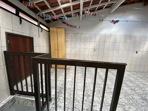 Imagem 27 de 28 de Sobrado Com 3 Dormitórios À Venda, 220 M² Por R$ 650.000,00 - Jardim Rina - Santo André/sp - So1548