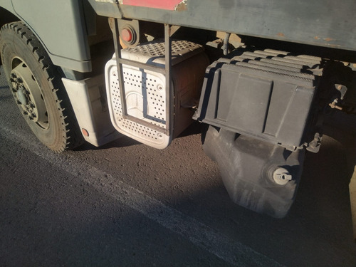 Camion Mercedes 2533, Año 2017, Carroceria Plana