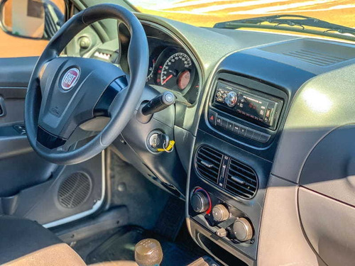 Imagem 8 de 9 de Fiat Strada 1.4 Mpi Hard Working Cs 8v Flex 2p Manual