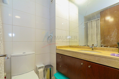 Departamento En Venta De 4 Dorm. En Las Condes
