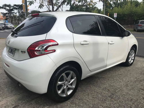 Peugeot 208 1.5 Allure 2015