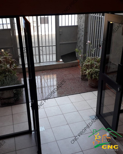 Edificio Miscanti 2 Dormitorios / 2 Baños Amplio.