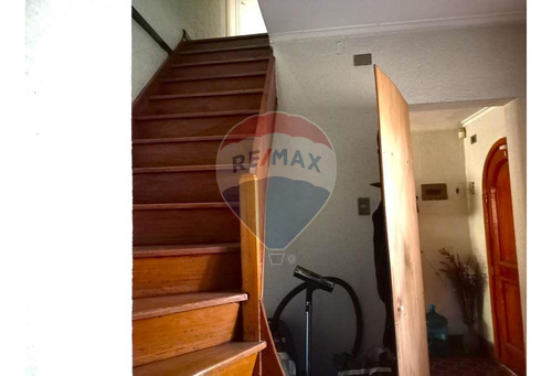 Excelente Casa Con Amplio Terreno Plaza Ñuñoa