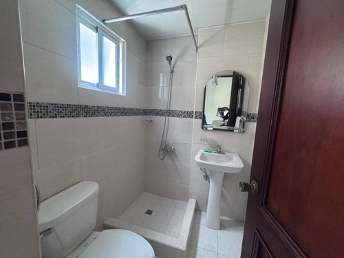 Apartamento Clásico En Venta En Gazcue Dn